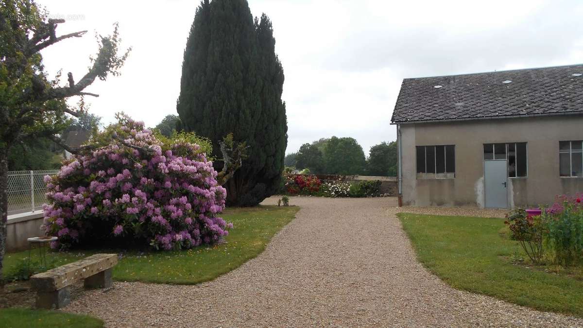 Maison à ARLEUF