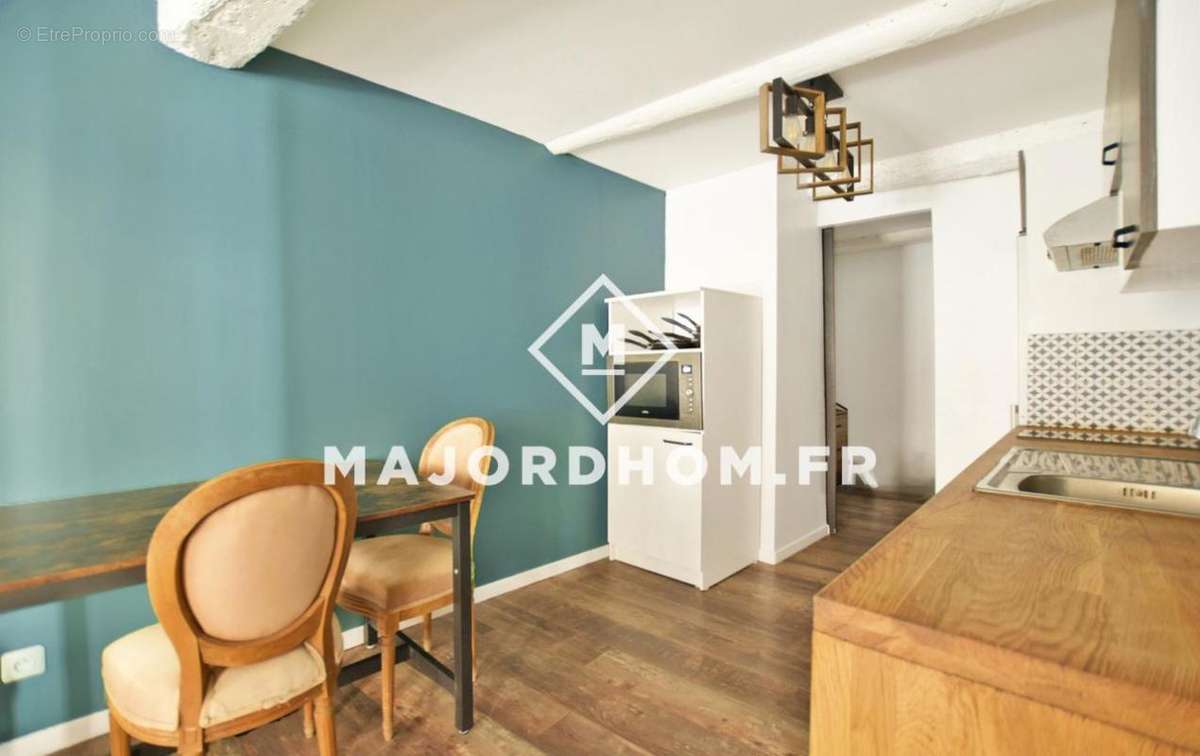 Appartement à MARSEILLE-2E