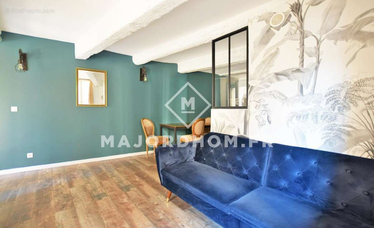 Appartement à MARSEILLE-2E