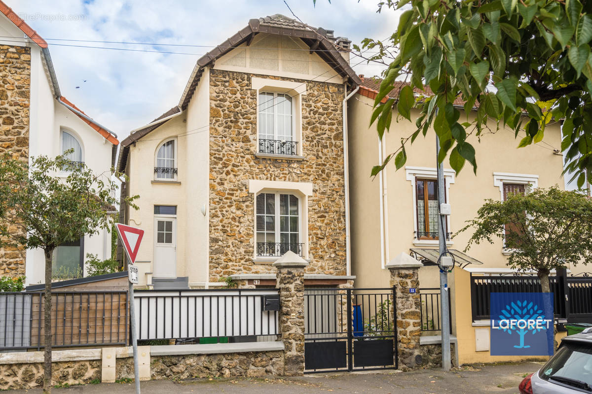 Maison à LES PAVILLONS-SOUS-BOIS