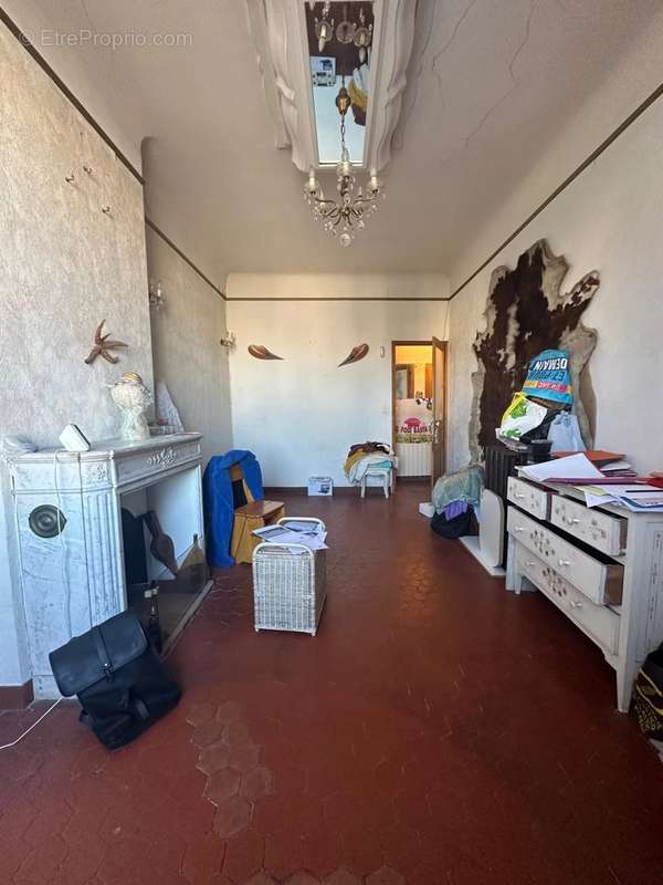 Appartement à MARSEILLE-1E