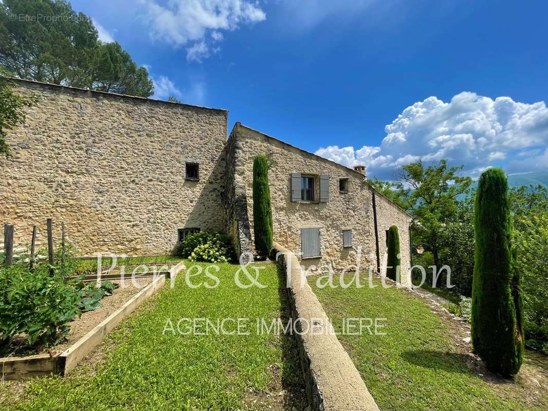 Maison à SAINT-MARTIN-DE-CASTILLON