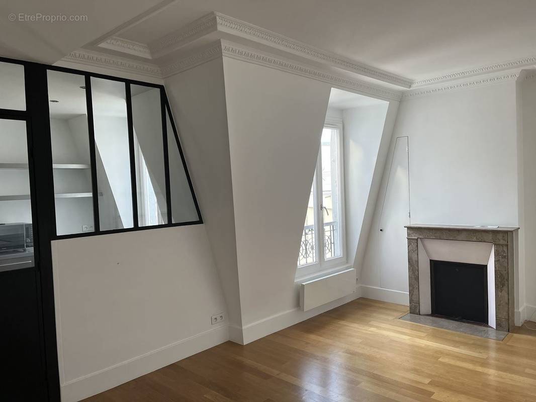 Appartement à PARIS-15E