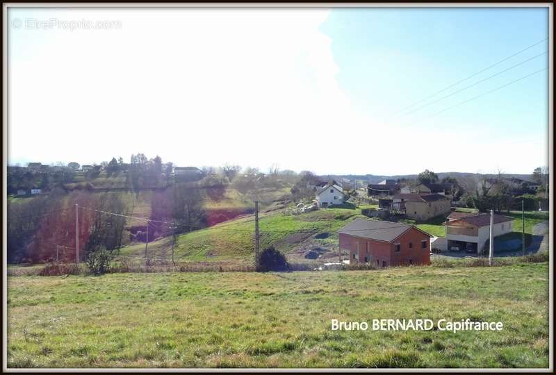 Terrain à TARBES