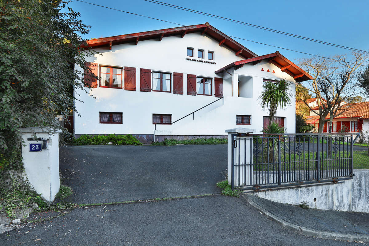 Maison à CIBOURE