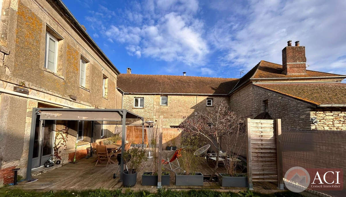 Maison à MAGNY-EN-VEXIN