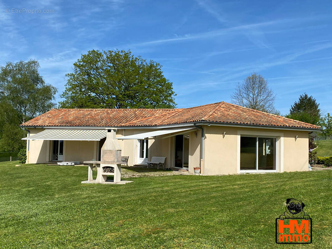 Maison à CHAILLAC-SUR-VIENNE