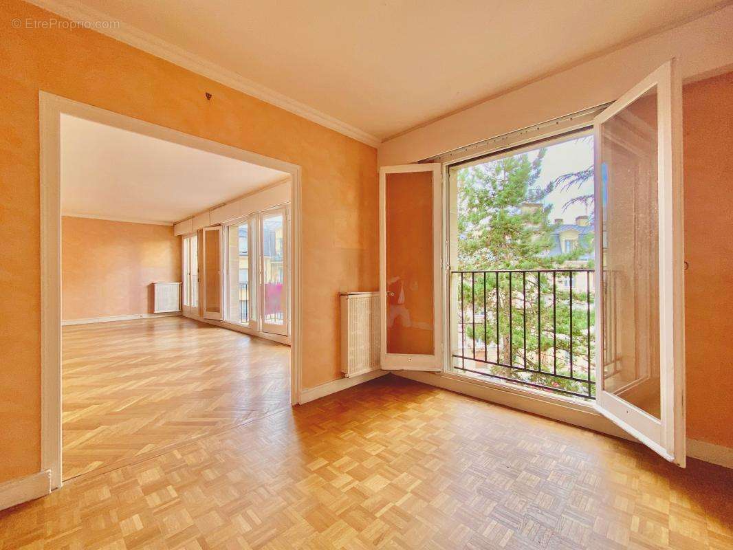 Appartement à VERSAILLES