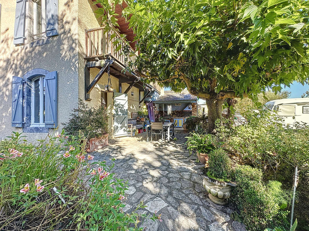 Maison à LOURDES