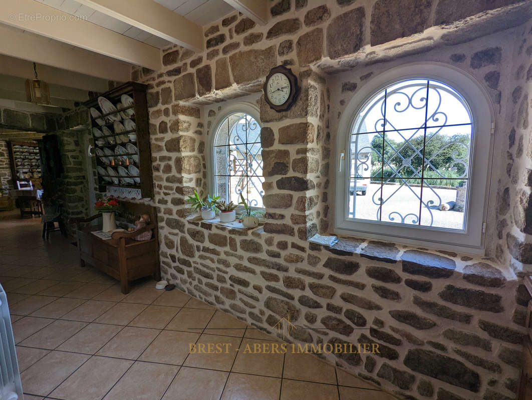 Maison à PLOUGUERNEAU