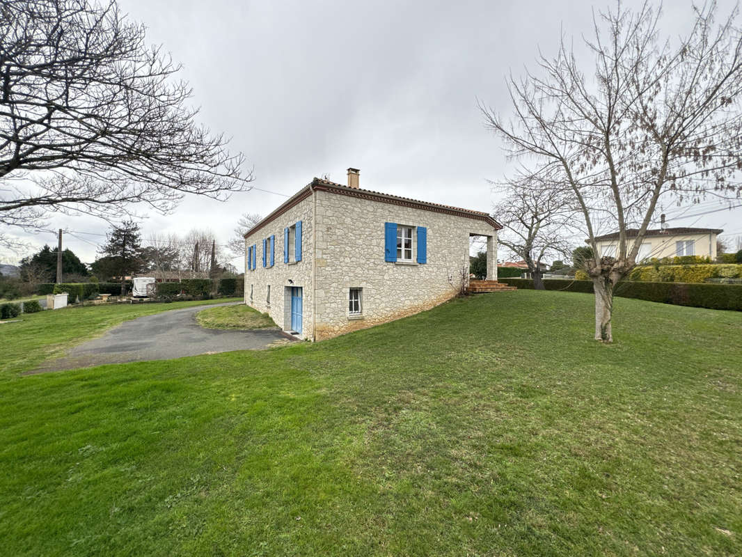 Maison à SAINT-SYLVESTRE-SUR-LOT