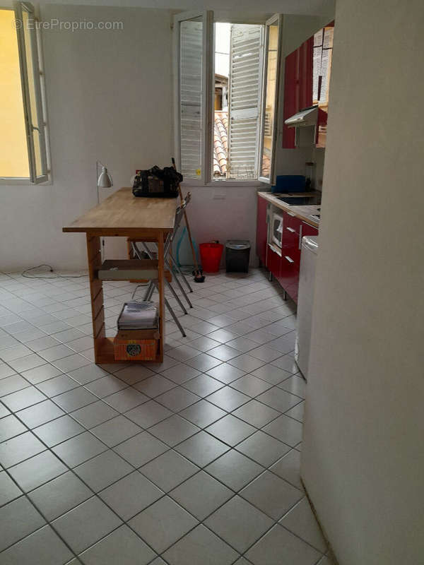 Appartement à MARSEILLE-2E