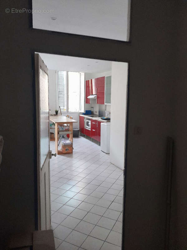 Appartement à MARSEILLE-2E