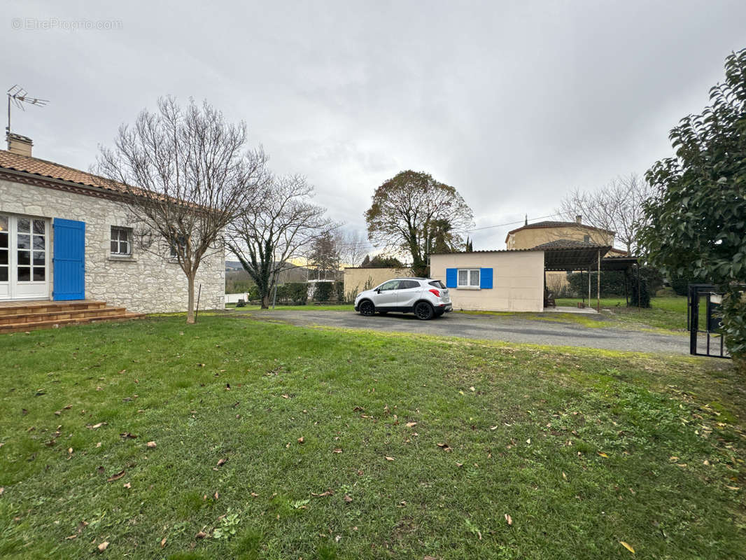 Maison à SAINT-SYLVESTRE-SUR-LOT