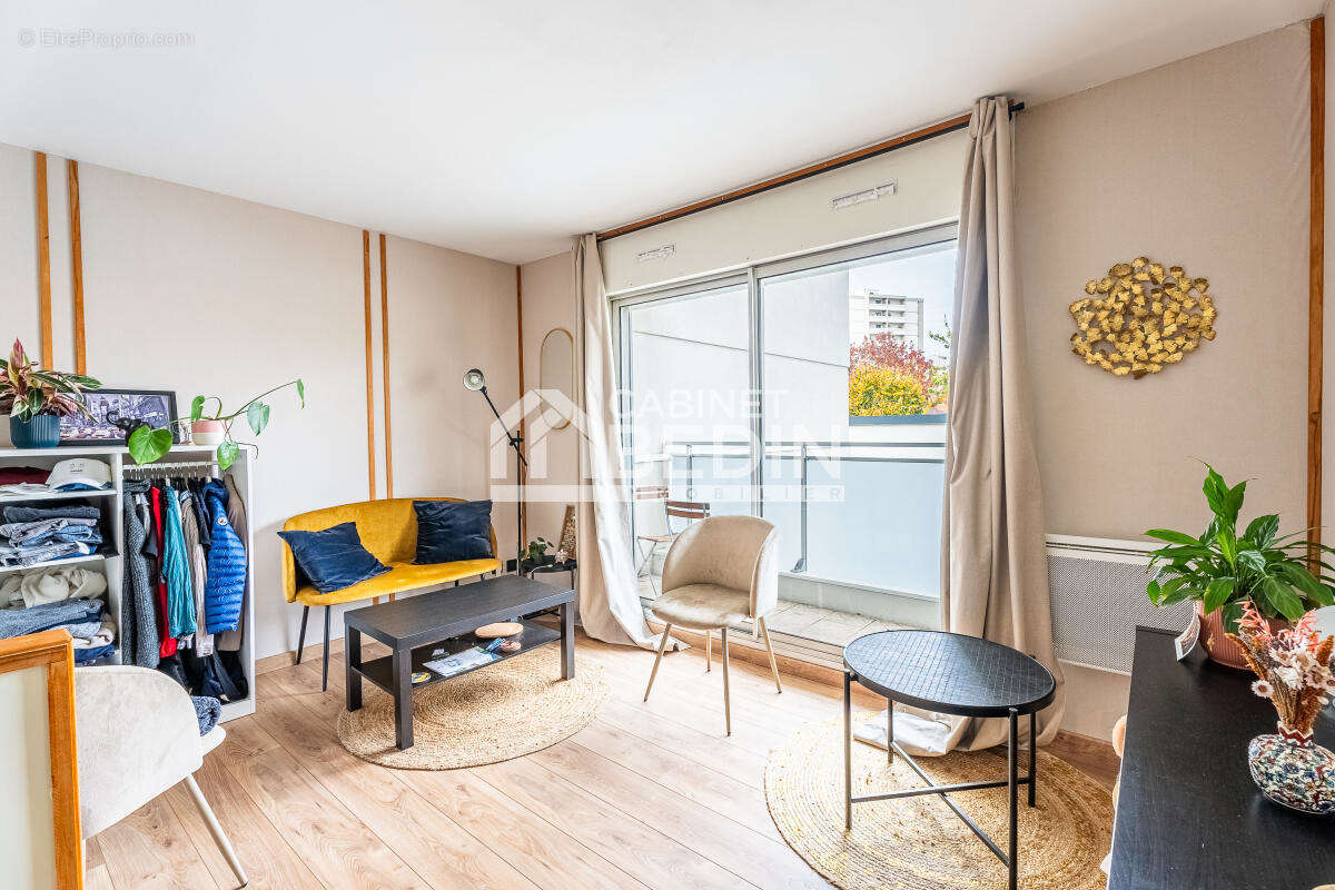 Appartement à BORDEAUX