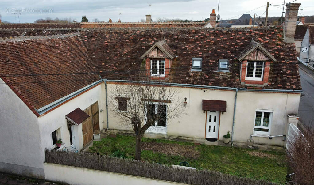 Maison à SELLES-SUR-CHER