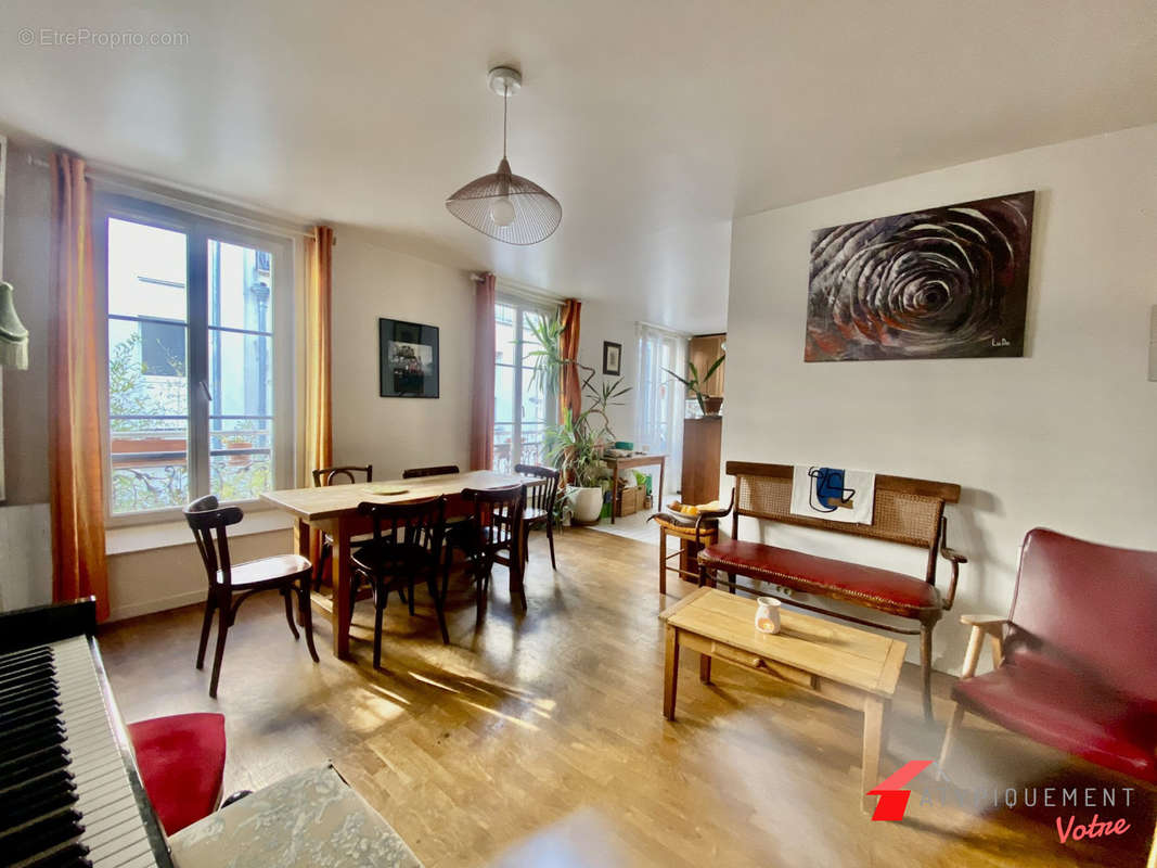 Appartement à PARIS-11E