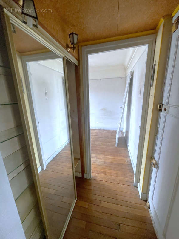 Appartement à PARIS-15E