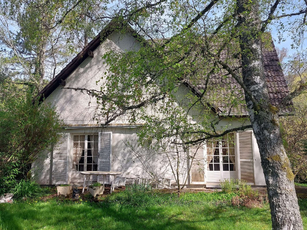 Maison à NAYEMONT-LES-FOSSES