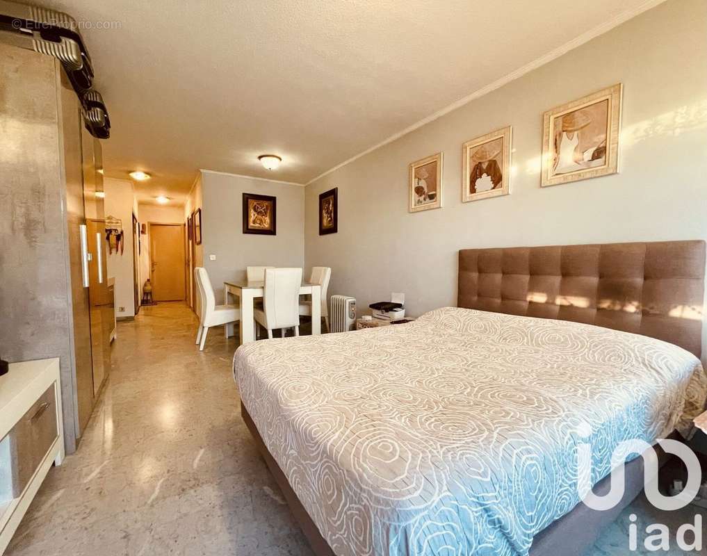 Photo 3 - Appartement à ROQUEBRUNE-CAP-MARTIN