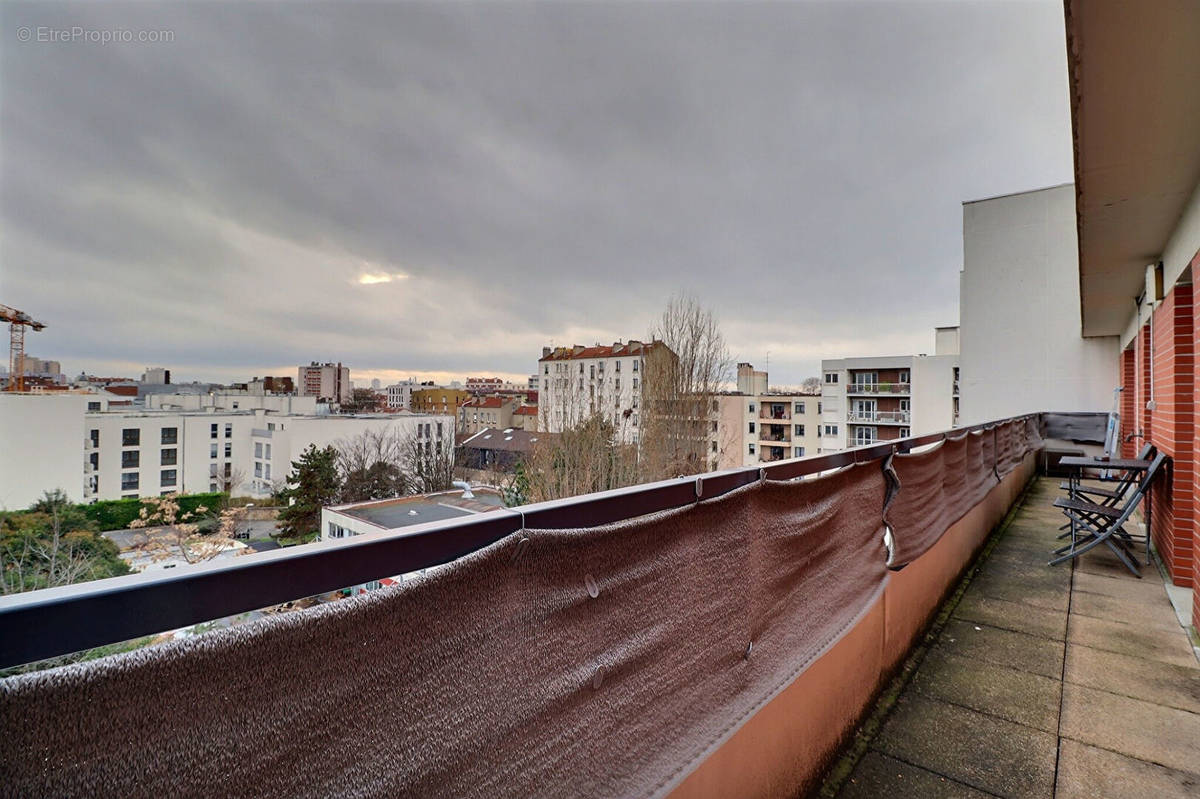 Appartement à AUBERVILLIERS