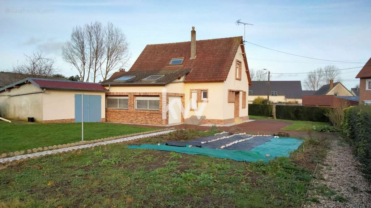 Maison à BETHENCOURT-SUR-MER