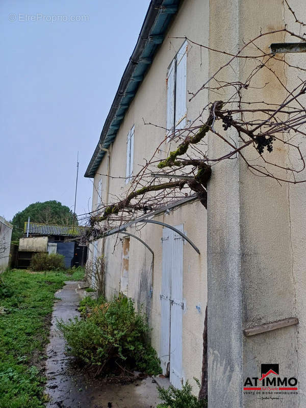 Maison à CHALAIS