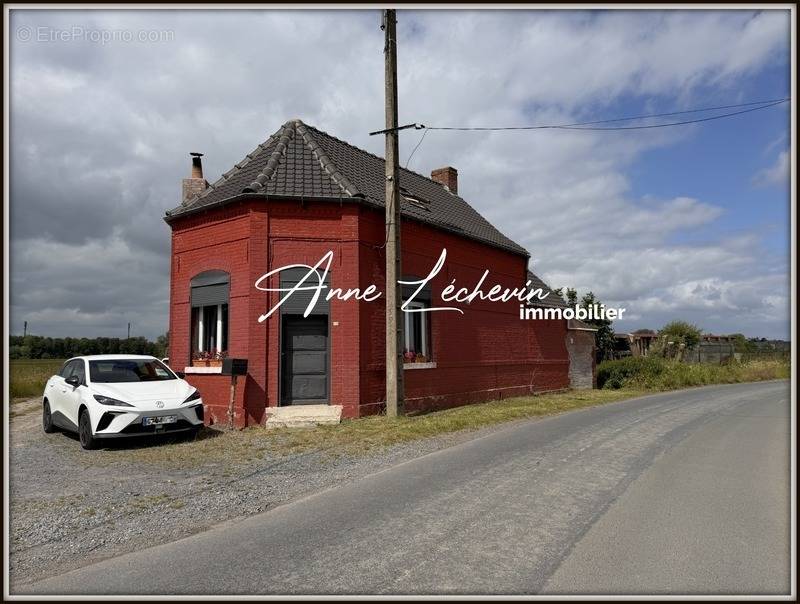 Maison à RAIMBEAUCOURT