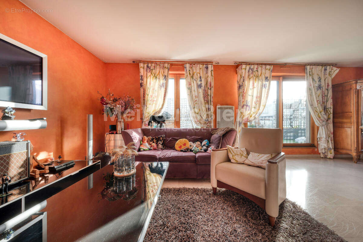 Appartement à PARIS-15E