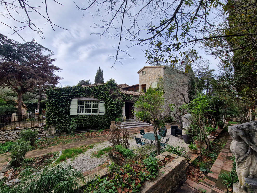 Maison à ANTIBES