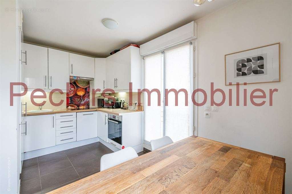 Appartement à PUTEAUX