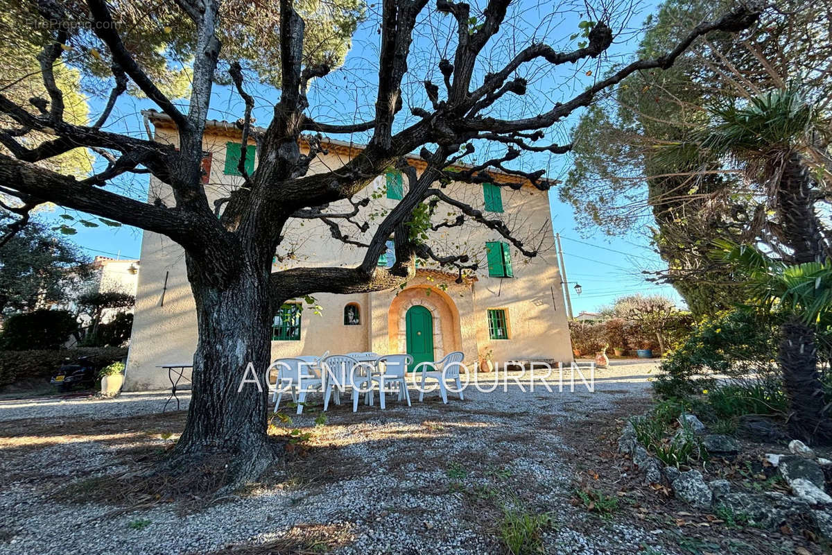 Maison à GRASSE