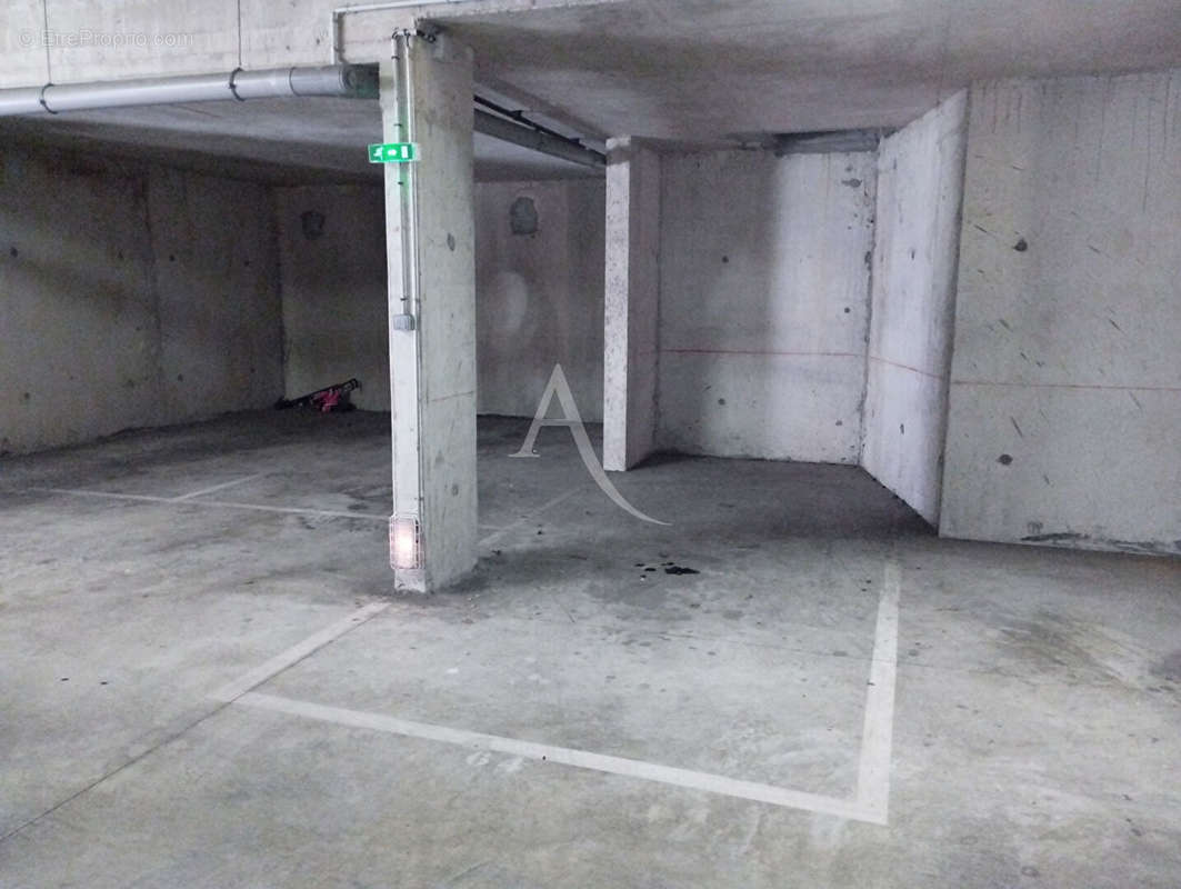 Parking à ETAMPES