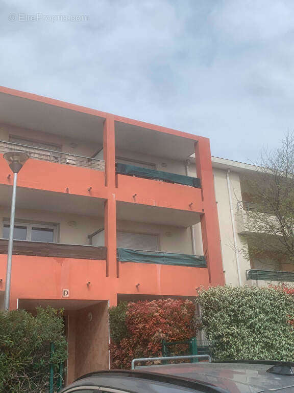 Appartement à SORGUES