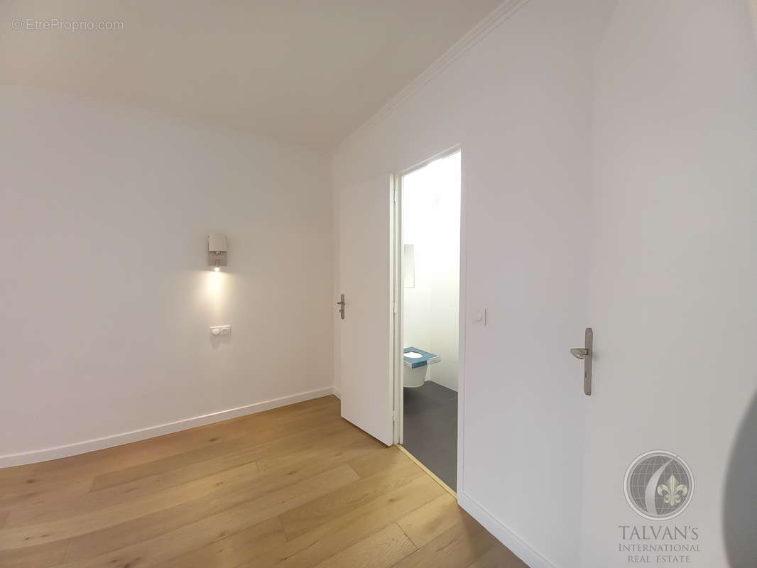 Appartement à LEVALLOIS-PERRET