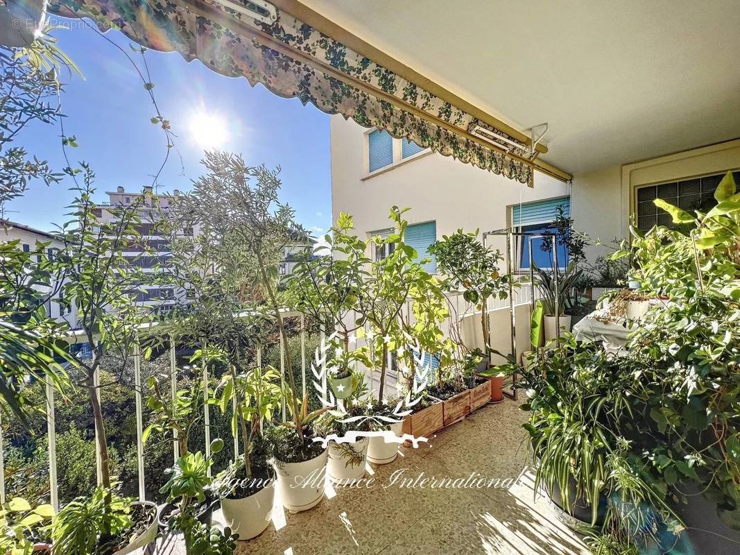 Appartement à CANNES