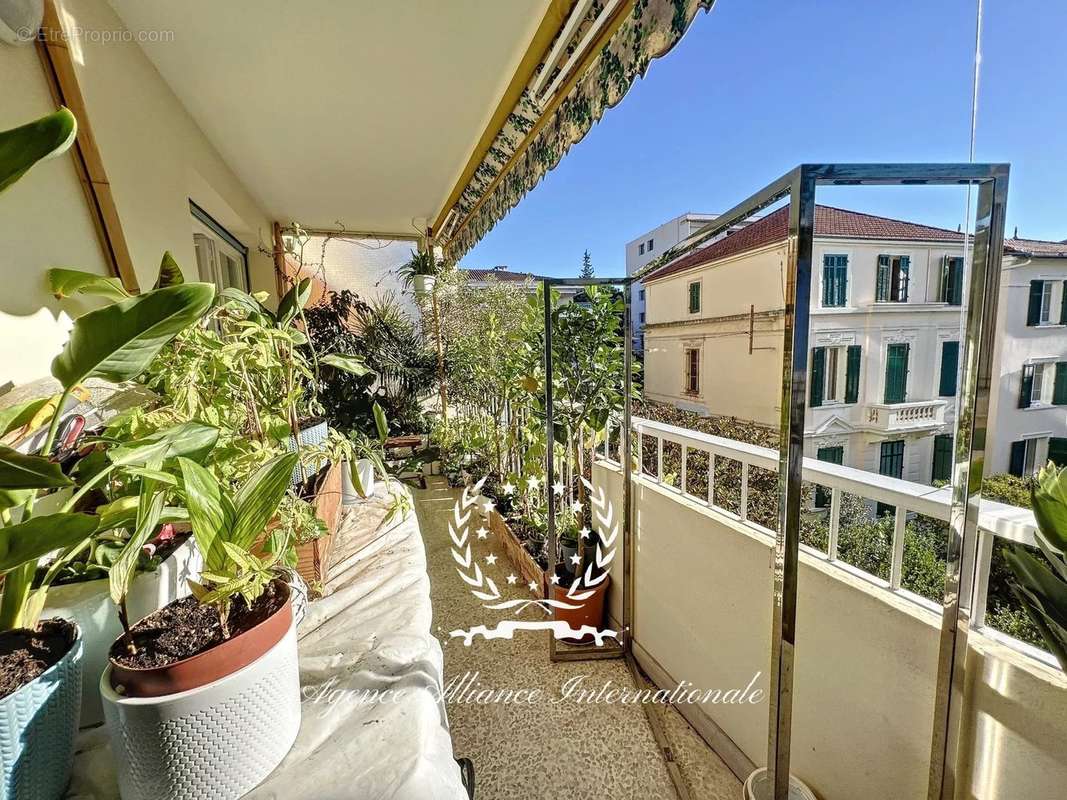 Appartement à CANNES