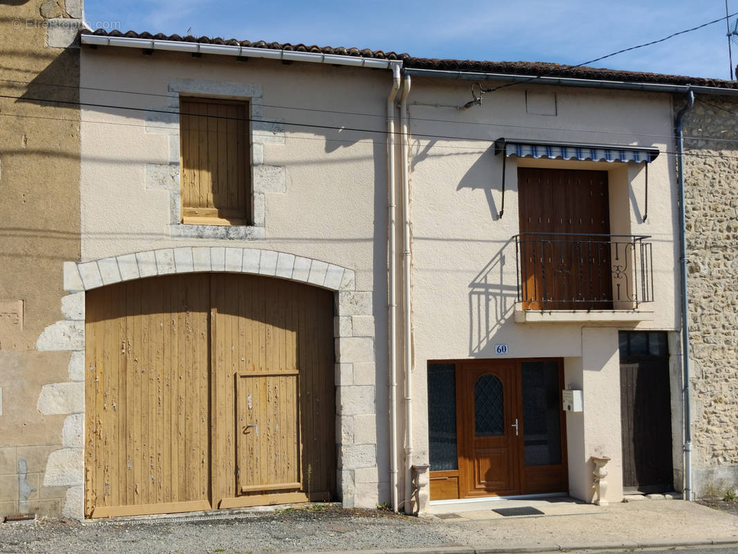 Maison à CHAUVIGNY