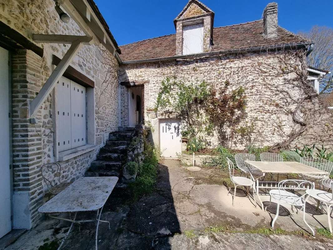 Maison à FONTENAY-SUR-LOING