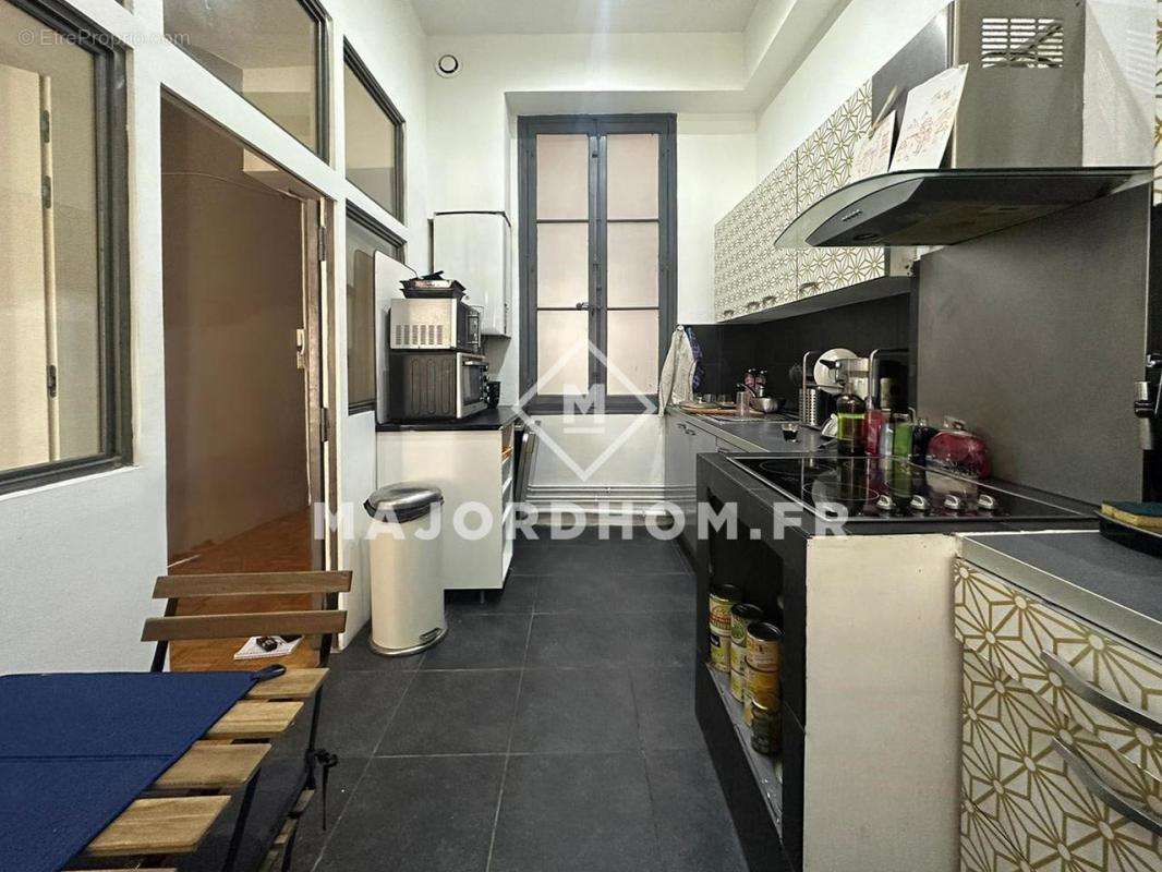 Appartement à MARSEILLE-6E