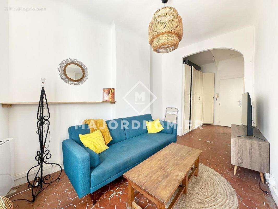 Appartement à MARSEILLE-1E