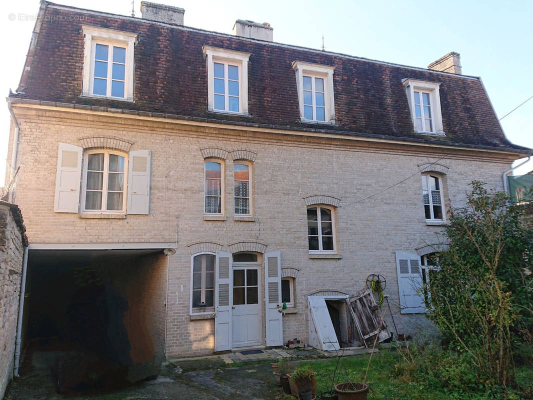 Maison à BOSSANCOURT