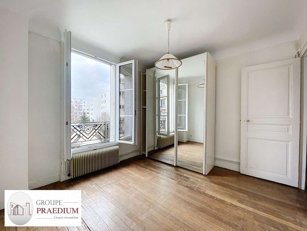 Appartement à ISSY-LES-MOULINEAUX