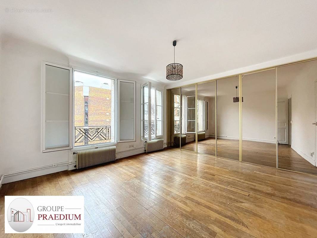 Appartement à ISSY-LES-MOULINEAUX