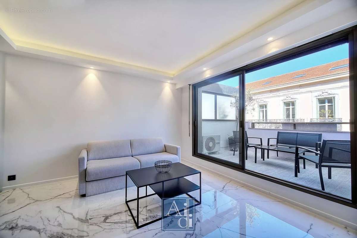 Appartement à CANNES