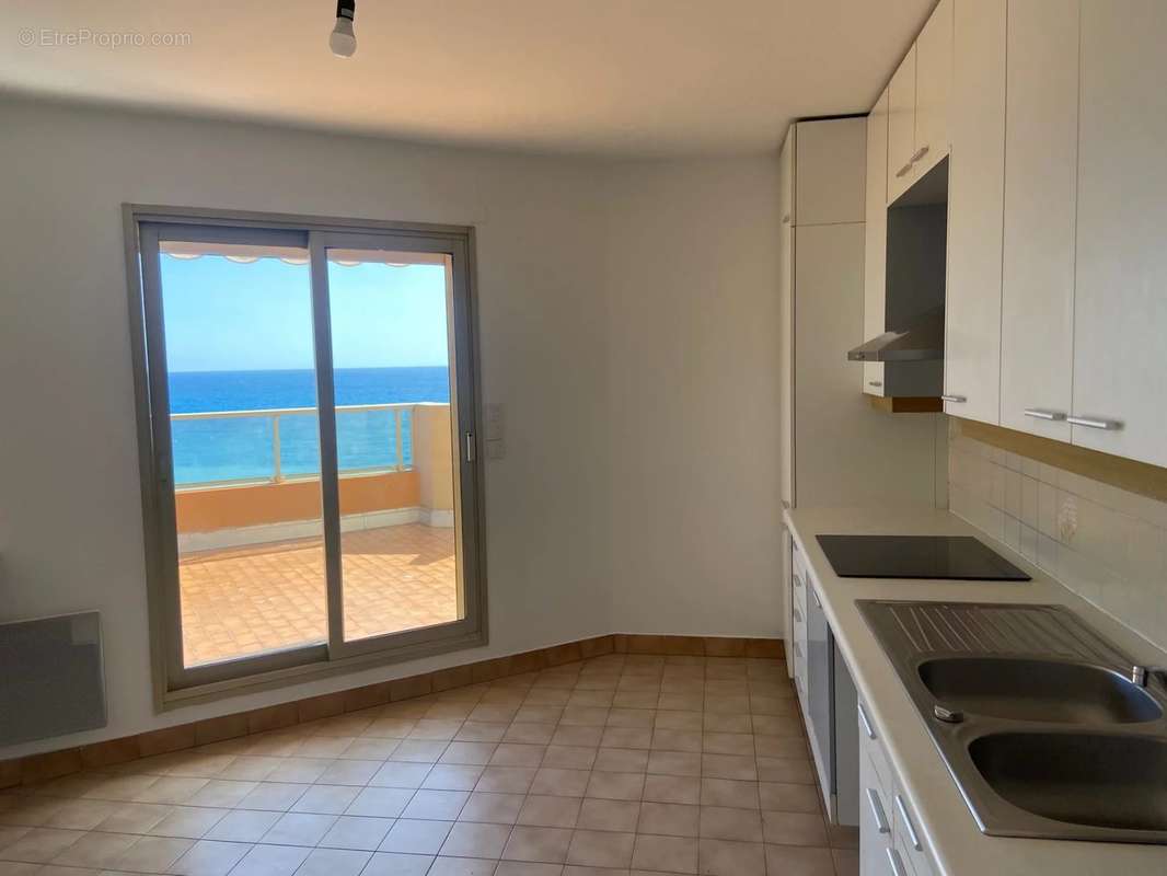 Appartement à MENTON