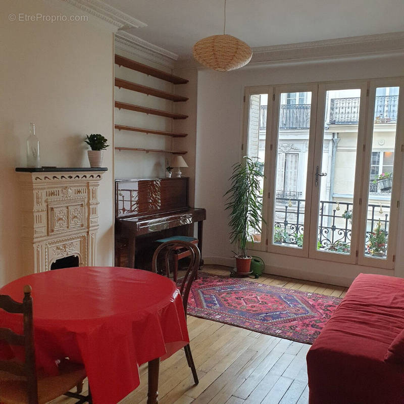 Appartement à PARIS-19E