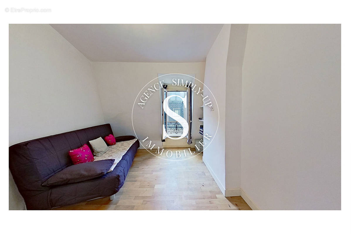 Appartement à PARIS-9E