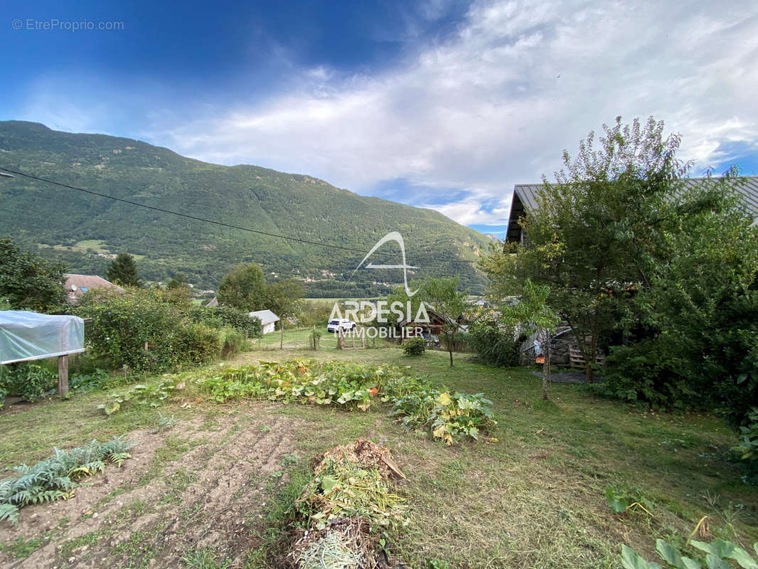 Autre à SAINT-REMY-DE-MAURIENNE