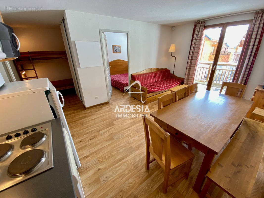 Appartement à ALBIEZ-MONTROND